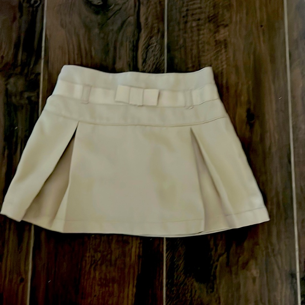 IZOD Skort